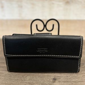 Coach Turnlock Checkbook Leather Wallet Black